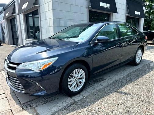 2016 Toyota Camry XLE