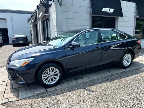 2016 Toyota Camry XLE