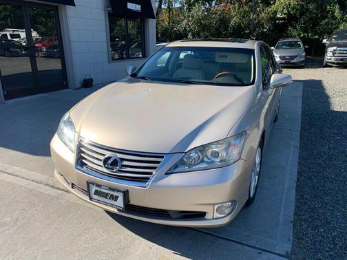 Gold 2011 Lexus ES 350 Base