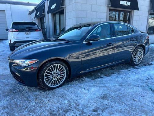 2019 Alfa Romeo Giulia Ti Lusso