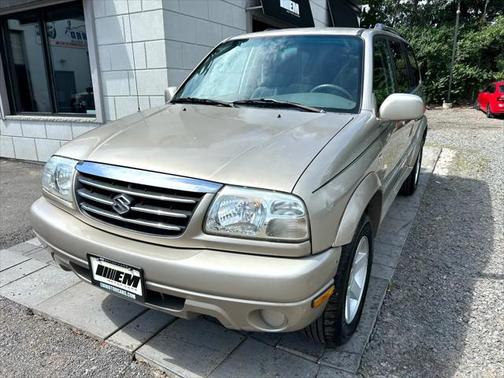 2002 Suzuki XL7 Standard