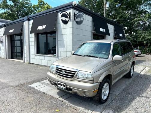 2002 Suzuki XL7 Standard