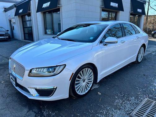 2017 Lincoln MKZ Hybrid Reserve