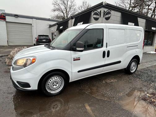 2022 RAM ProMaster City Tradesman