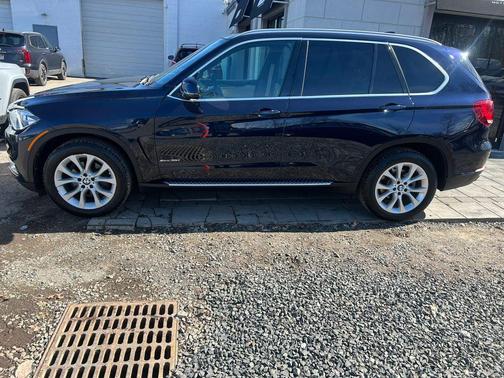Imperial Blue Metallic 2018 BMW X5 xDrive35i