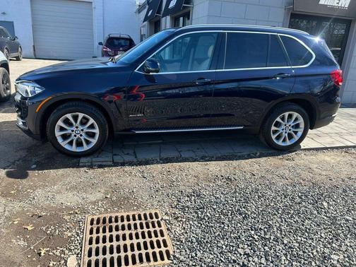 Imperial Blue Metallic 2018 BMW X5 xDrive35i