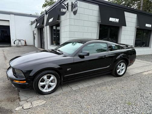 2008 Ford Mustang GT Deluxe