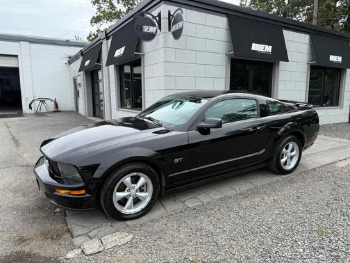 2008 Ford Mustang GT Deluxe