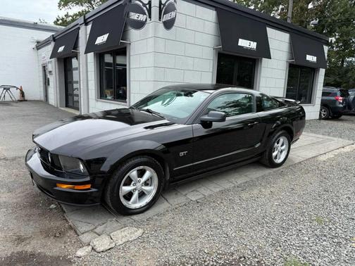 2008 Ford Mustang GT Deluxe