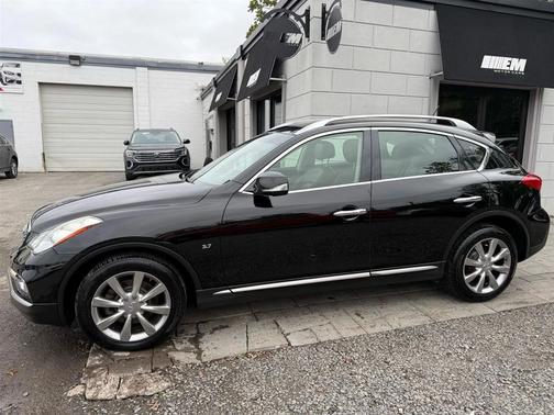 2017 INFINITI QX50 Base