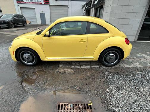 2012 Volkswagen Beetle 2.5L
