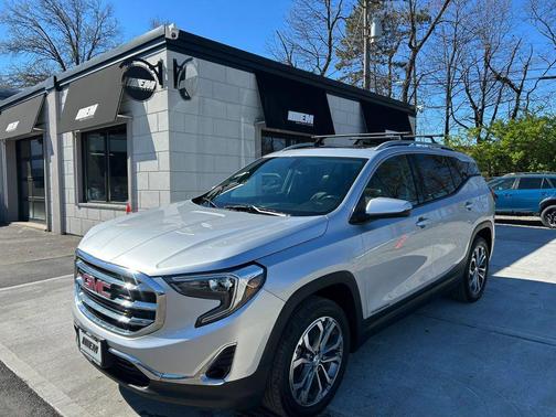 Quicksilver Metallic 2018 GMC Terrain SLT
