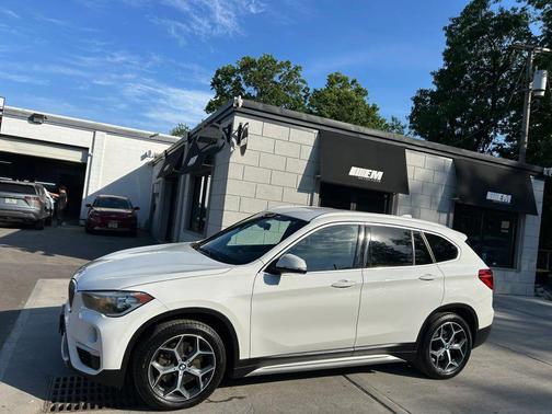 White 2018 BMW X1 xDrive28i