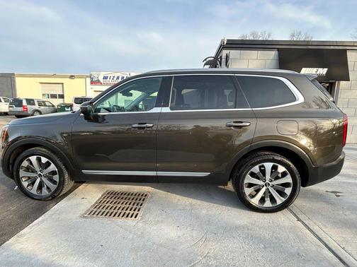 2021 Kia Telluride S