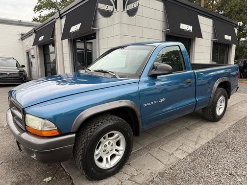 2002 Dodge Dakota Base