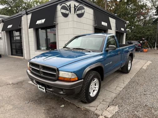 2002 Dodge Dakota Base