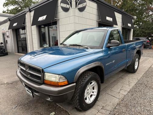 2002 Dodge Dakota Base