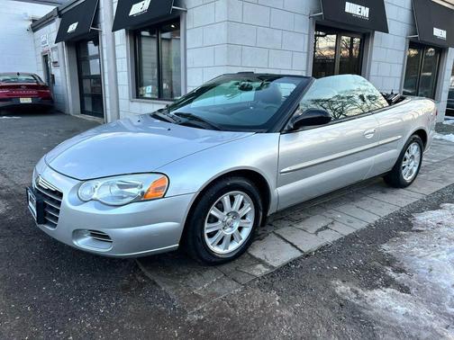 2005 Chrysler Sebring Base