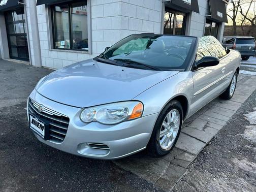 2005 Chrysler Sebring Base