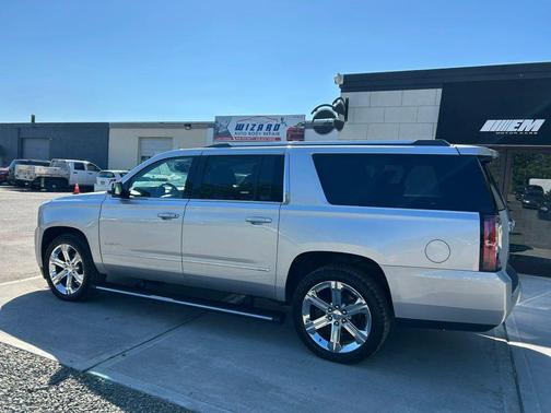 Quicksilver Metallic 2017 GMC Yukon XL Denali