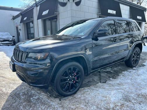 2019 Jeep Grand Cherokee Altitude