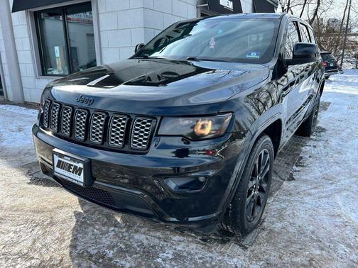 2019 Jeep Grand Cherokee Altitude