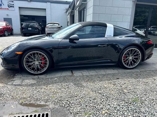 2017 Porsche 911 Targa 4S