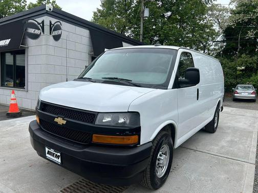 Summit White 2020 Chevrolet Express 2500 LT