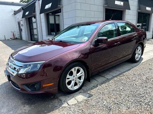 2012 Ford Fusion SE