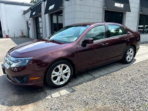 2012 Ford Fusion SE
