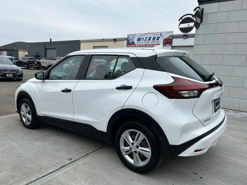 Fresh Powder 2021 Nissan Kicks S