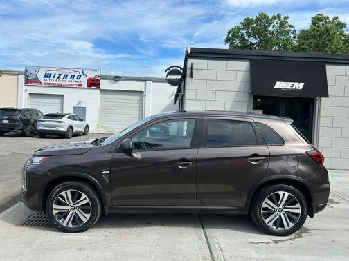 Mercury Gray Metallic 2021 Mitsubishi Outlander Sport 2.0 SP