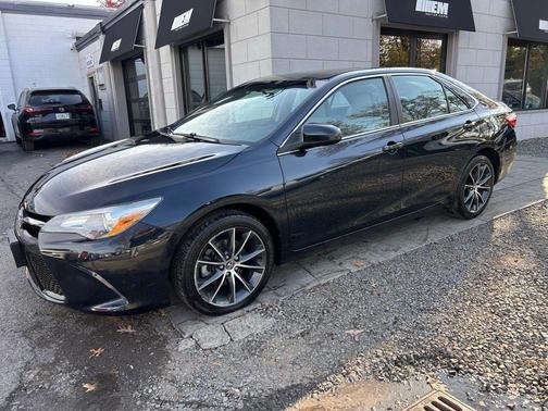 2017 Toyota Camry XSE