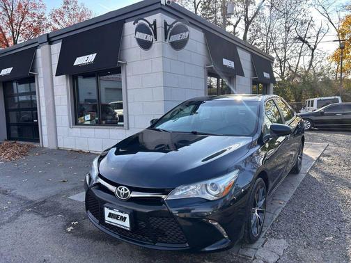 2017 Toyota Camry XSE