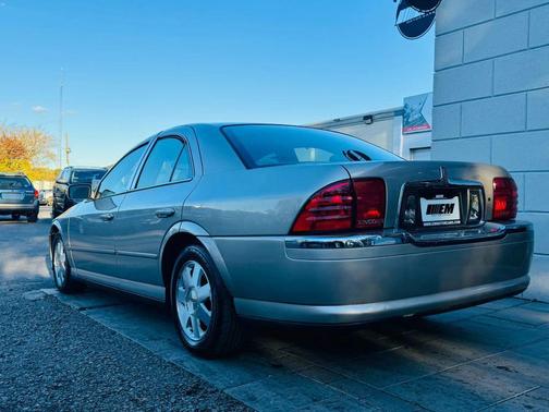 2002 Lincoln LS Base
