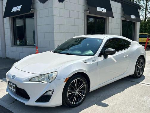 Whiteout 2014 Scion FR-S Base