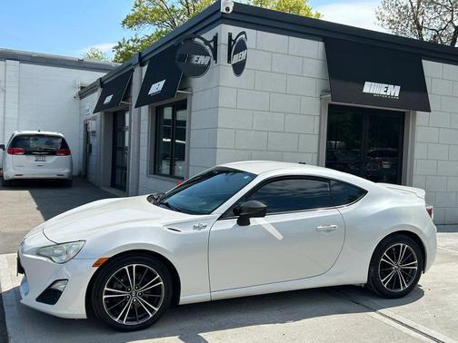 Whiteout 2014 Scion FR-S Base