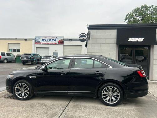 Black 2018 Ford Taurus Limited Sedan 4D