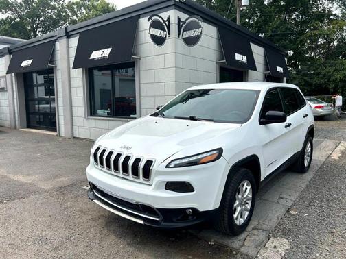 2017 Jeep Cherokee Sport
