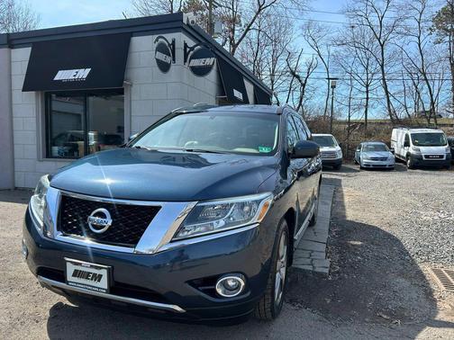 2013 Nissan Pathfinder Platinum