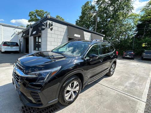 Crystal Black Silica 2023 Subaru Ascent Premium 7-Passenger