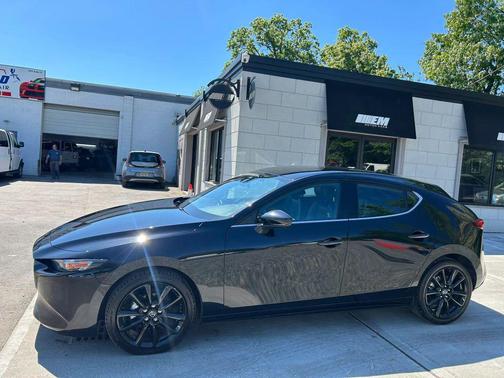 Jet Black Mica 2024 Mazda Mazda3 2.5 S Select Sport
