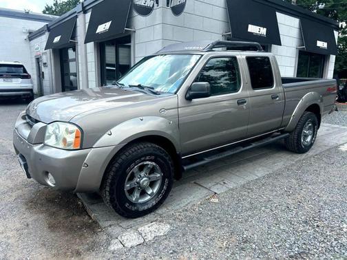 2004 Nissan Frontier XE-V6 Crew Cab
