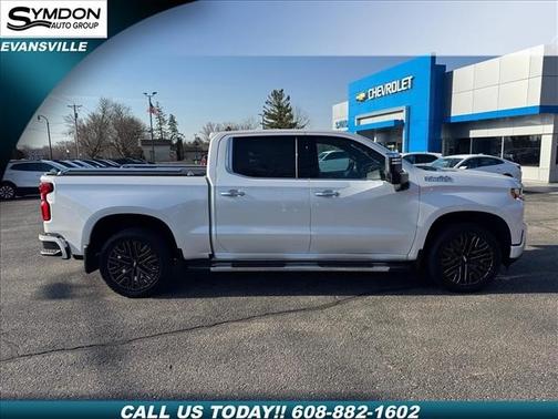 Iridescent Pearl Tricoat 2021 Chevrolet Silverado 1500 High Country