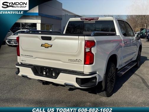 Iridescent Pearl Tricoat 2021 Chevrolet Silverado 1500 High Country