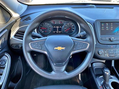 2017 Chevrolet Malibu 1LS