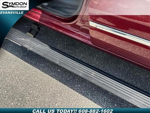 Delmonico Red Pearlcoat 2022 RAM 1500 Limited