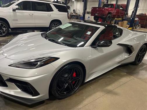 2026 Chevrolet Corvette Stingray w/2LT