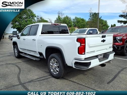 Summit White 2026 Chevrolet Silverado 2500 High Country