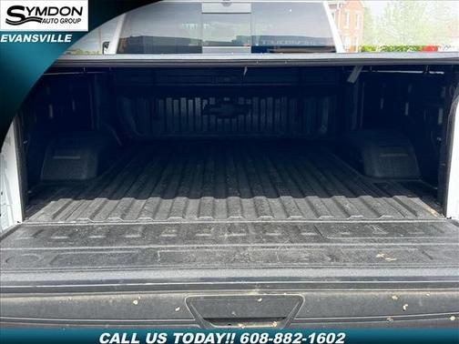 Summit White 2025 Chevrolet Silverado 2500 LT